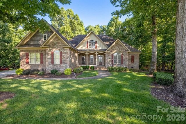 8325 Curico Lane, Charlotte, NC 28227