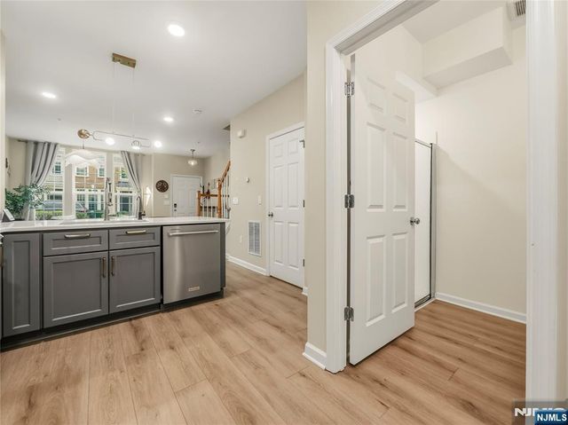 175 Wesmont Drive, Wood Ridge, NJ 07075