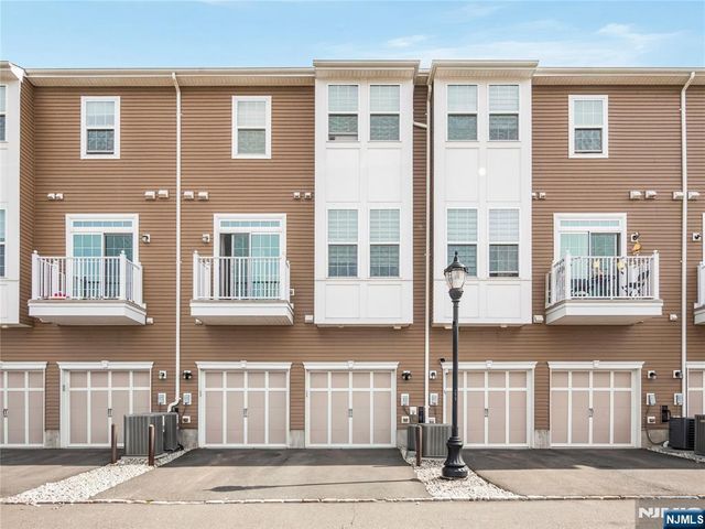 175 Wesmont Drive, Wood Ridge, NJ 07075