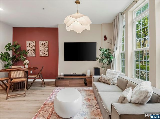 175 Wesmont Drive, Wood Ridge, NJ 07075
