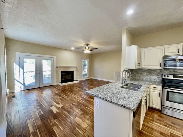 6724 Sunnywood Dr, Nashville, TN 37211