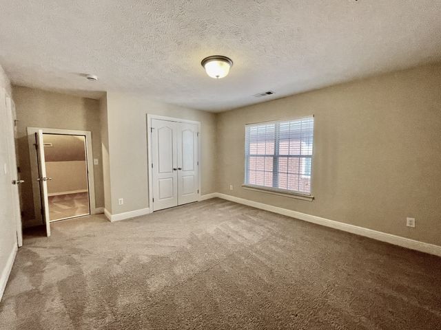6724 Sunnywood Dr, Nashville, TN 37211