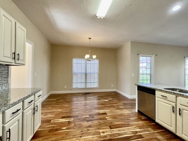 6724 Sunnywood Dr, Nashville, TN 37211