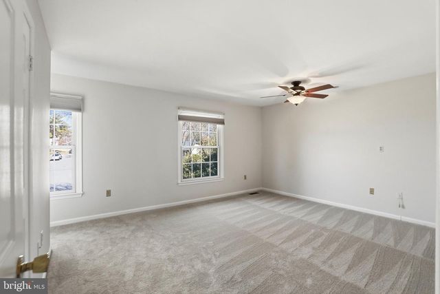 9202 ROCKEFELLER LN, Springfield, VA 22153