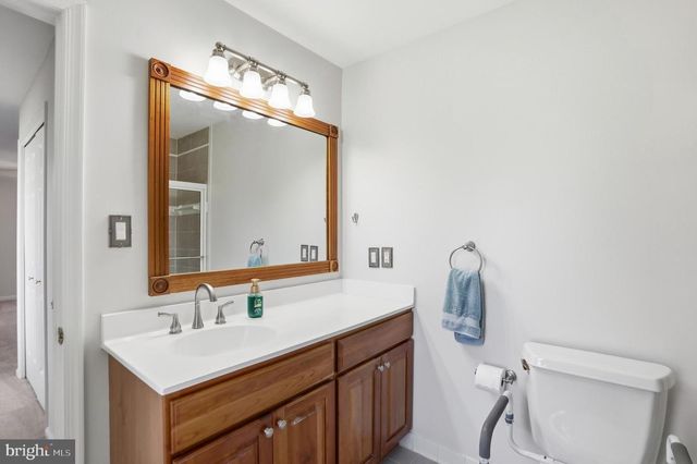 9202 ROCKEFELLER LN, Springfield, VA 22153