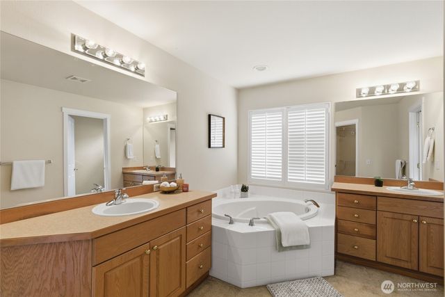 6525 63rd Street W, University Place, WA 98467