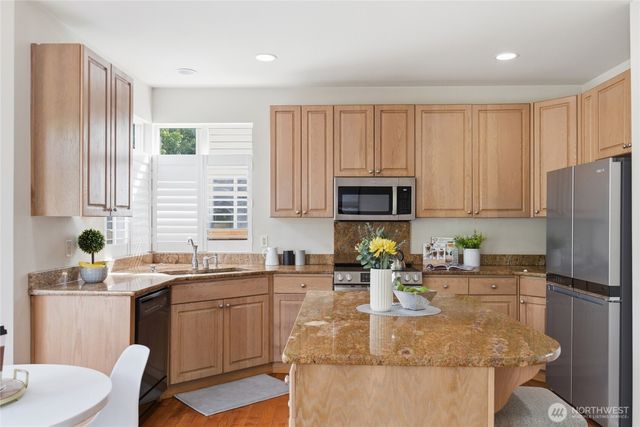 6525 63rd Street W, University Place, WA 98467