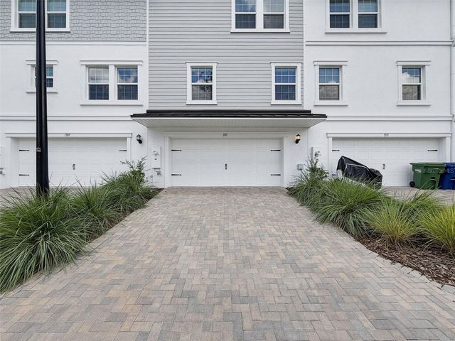 1511 W CHESTNUT STREET, Tampa, FL 33607