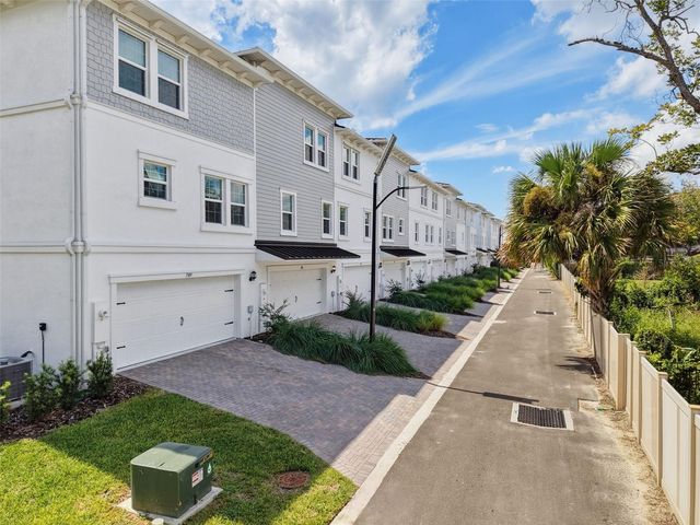 1511 W CHESTNUT STREET, Tampa, FL 33607