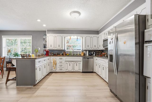 2106 Taylor Street, Malvern, AR 72104