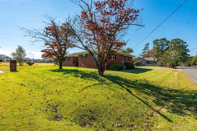 2106 Taylor Street, Malvern, AR 72104