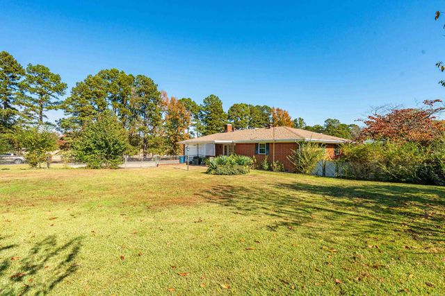2106 Taylor Street, Malvern, AR 72104