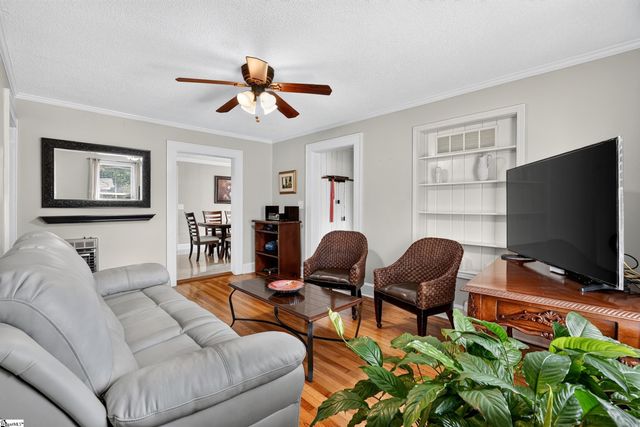 10 Westbrook Drive, Greenville, SC 29605