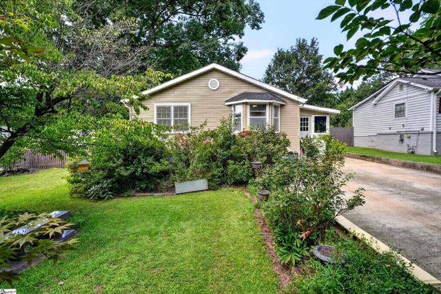 10 Westbrook Drive, Greenville, SC 29605