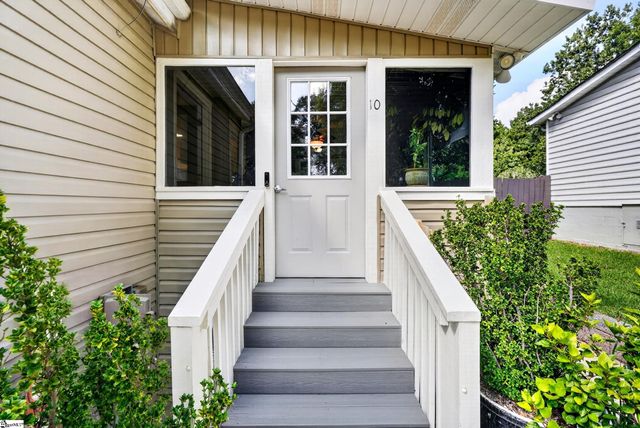 10 Westbrook Drive, Greenville, SC 29605