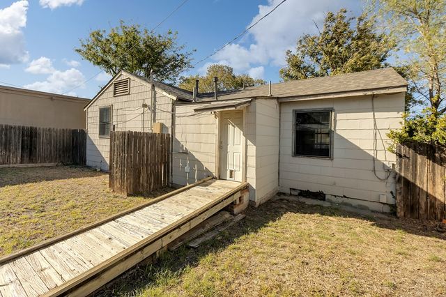 107 W 10th St, Big Spring, TX 79720
