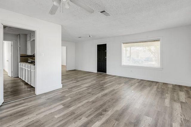 107 W 10th St, Big Spring, TX 79720