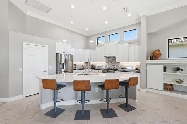 7060 WHITEMARSH CIRCLE, Lakewood Ranch, FL 34202