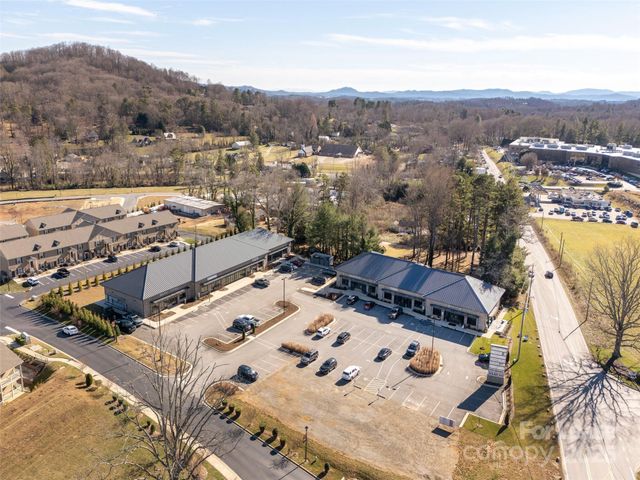 1874 Brevard Road 122 & 123, Arden, NC 28704