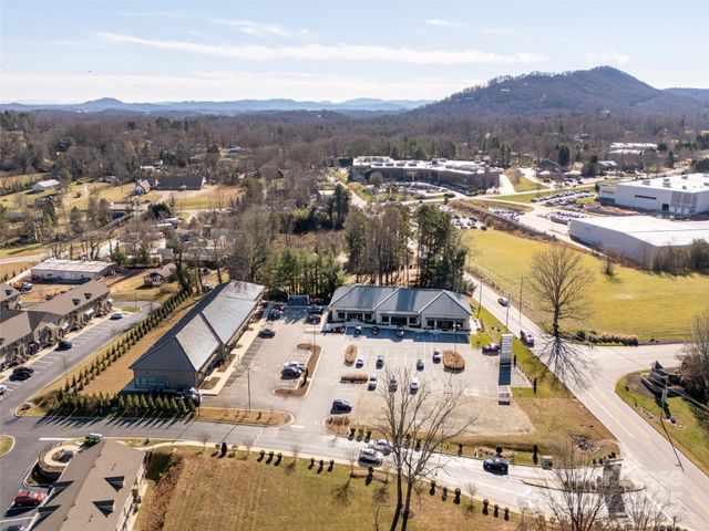 1874 Brevard Road 122 & 123, Arden, NC 28704