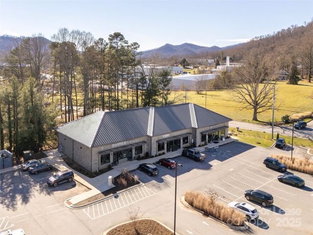 1874 Brevard Road 122 & 123, Arden, NC 28704