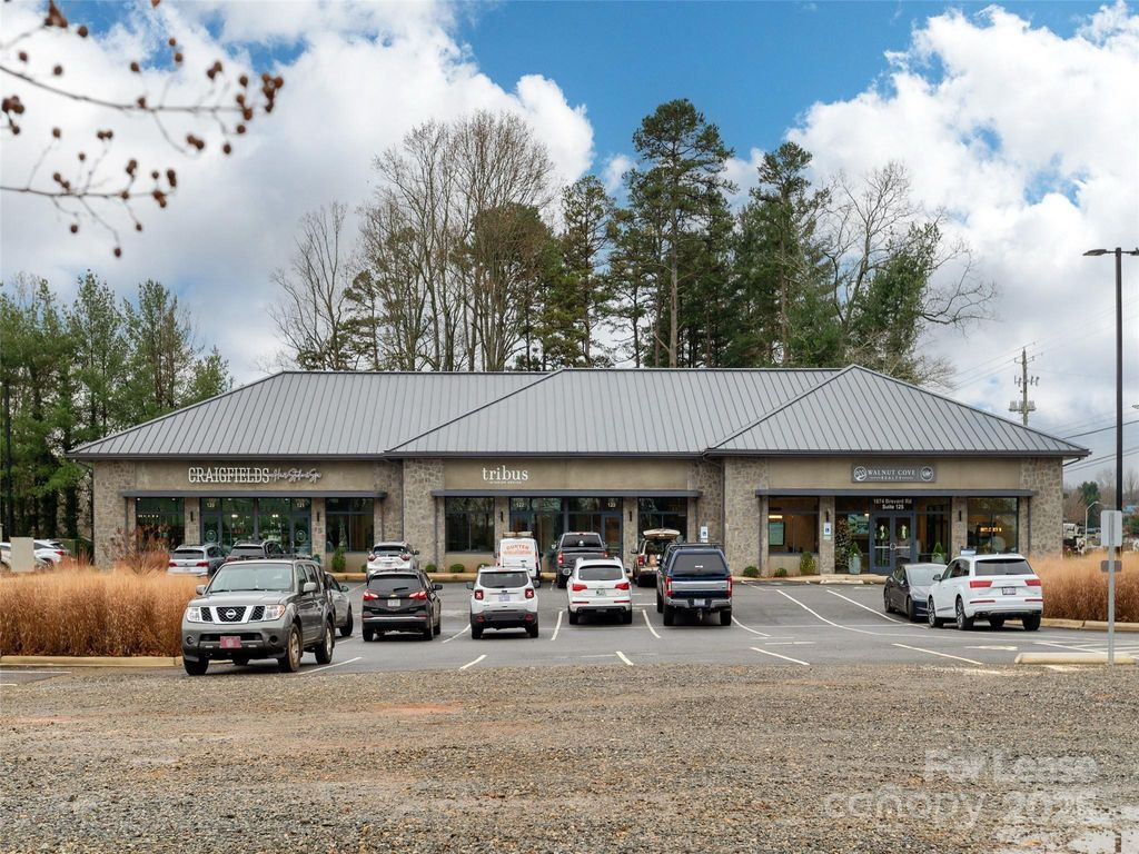 1874 Brevard Road 122 & 123, Arden, NC 28704