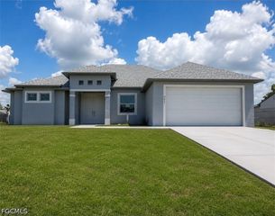 4601 Elva AVE S, Lehigh Acres, FL 33976