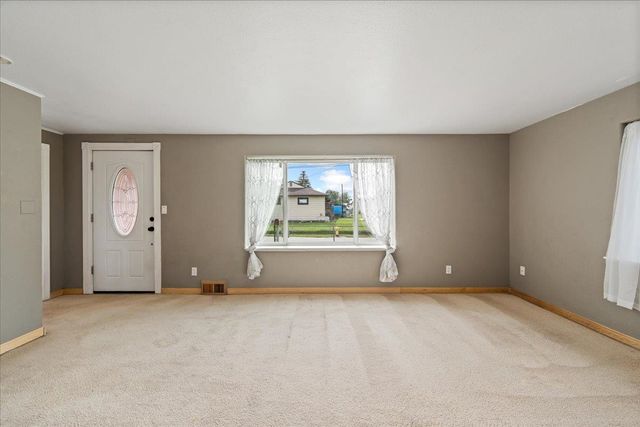 224 INA STREET, Fairbanks, AK 99701