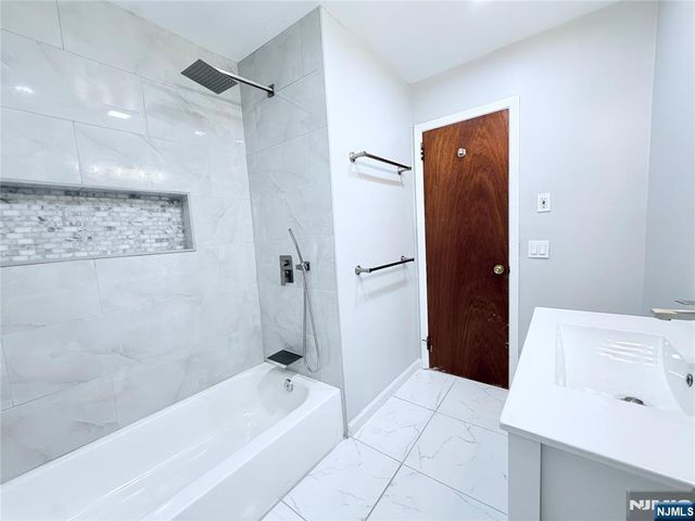 1229 Inwood Terrace, Fort Lee, NJ 07024