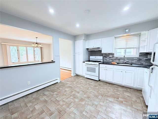 1229 Inwood Terrace, Fort Lee, NJ 07024