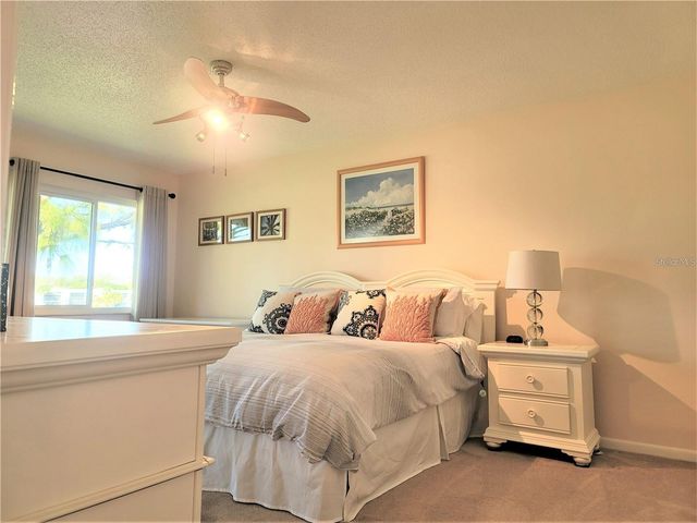 5147 WILLOW LINKS 18, Sarasota, FL 34235