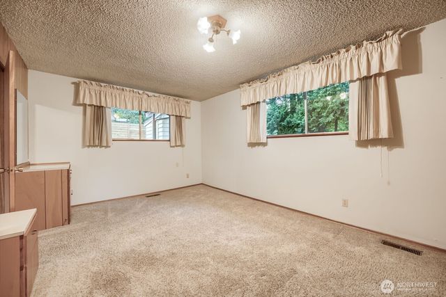 4860 S 175th Street, Seatac, WA 98188