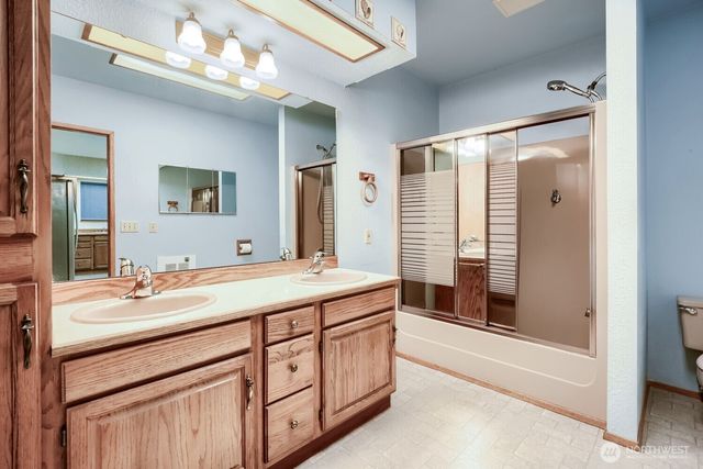 4860 S 175th Street, Seatac, WA 98188