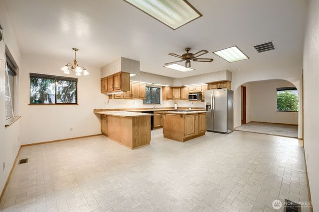 4860 S 175th Street, Seatac, WA 98188