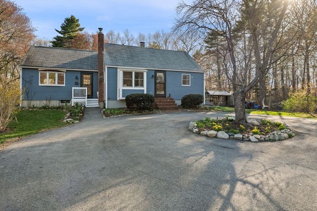 408 Central St, Rowley, MA 01969