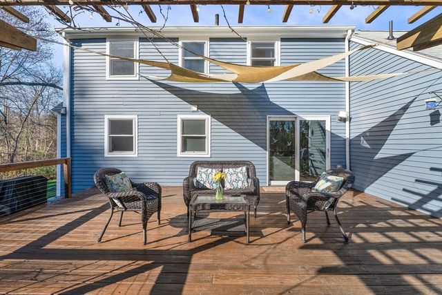 408 Central St, Rowley, MA 01969