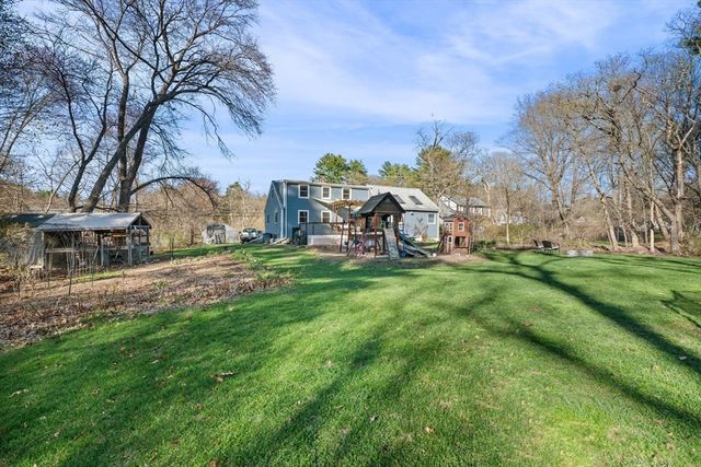 408 Central St, Rowley, MA 01969