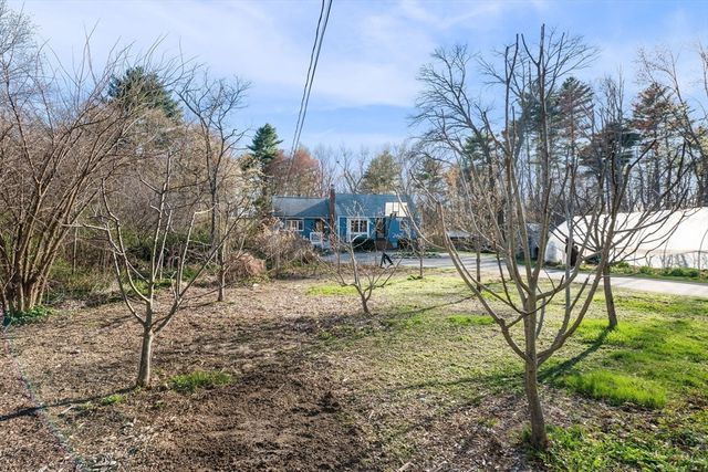 408 Central St, Rowley, MA 01969