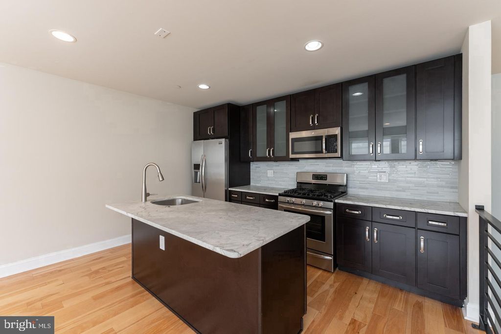 325 E ALLEN ST #1, PHILADELPHIA, PA 19125 — photo 2