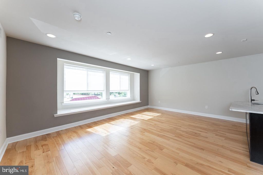 325 E ALLEN ST #1, PHILADELPHIA, PA 19125 — photo 5