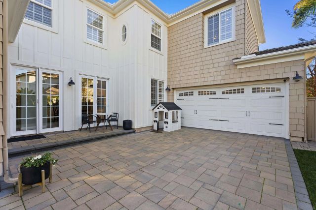 576 Samuel Court, Encinitas, CA 92024