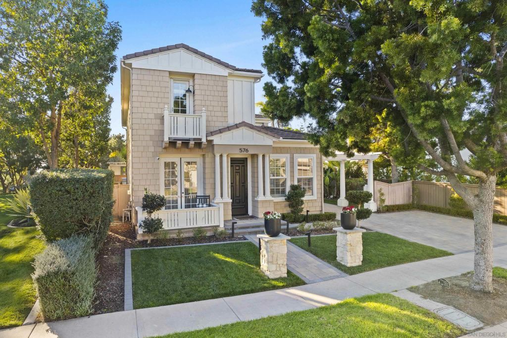 576 Samuel Court, Encinitas, CA 92024