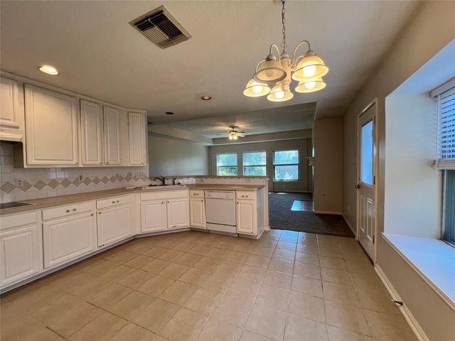 2005 Dawn Crest Court, League City, TX 77573
