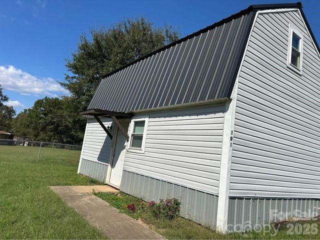 181 Sandy Hill Drive, Forest City, NC 28043