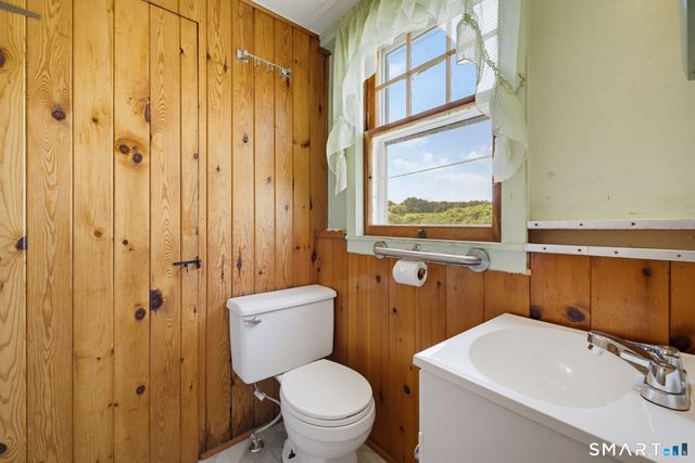 2 Hay Field Road, East Haddam, CT 06415