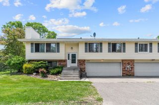 4222 Bridgewood Terrace, Vadnais Heights, MN 55127