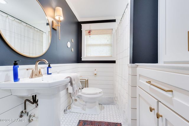 100 Clara Von Drive, Lafayette, LA 70503