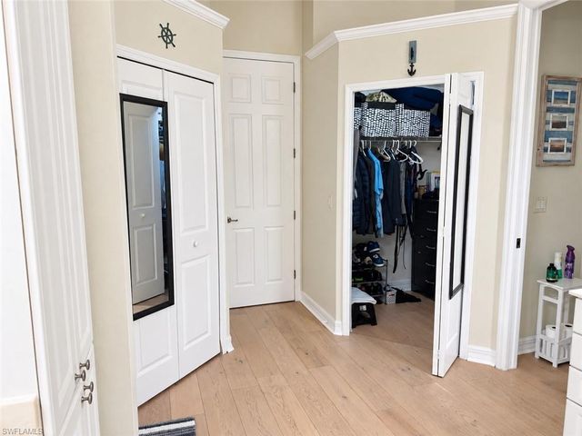 1004 33rd AVE, Cape Coral, FL 33993