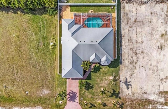 1004 33rd AVE, Cape Coral, FL 33993