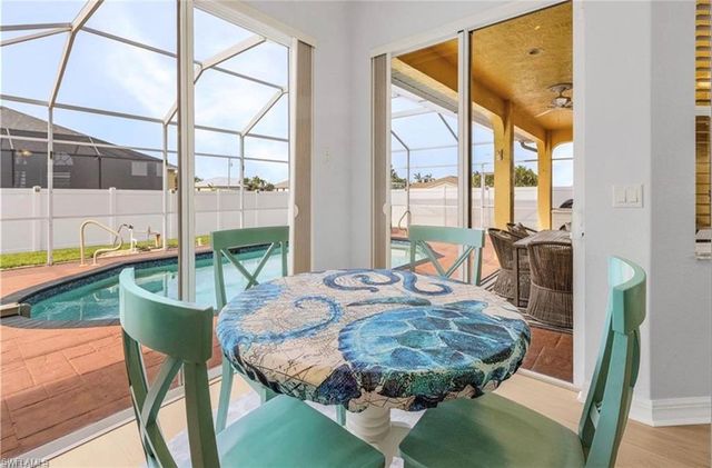 1004 33rd AVE, Cape Coral, FL 33993